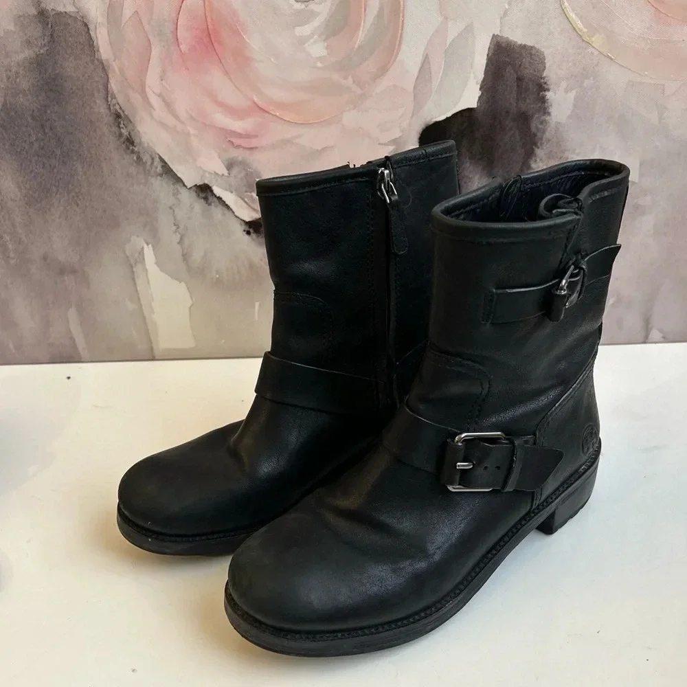 ! Tory Burch black  Leather combat Boots sz 6.5